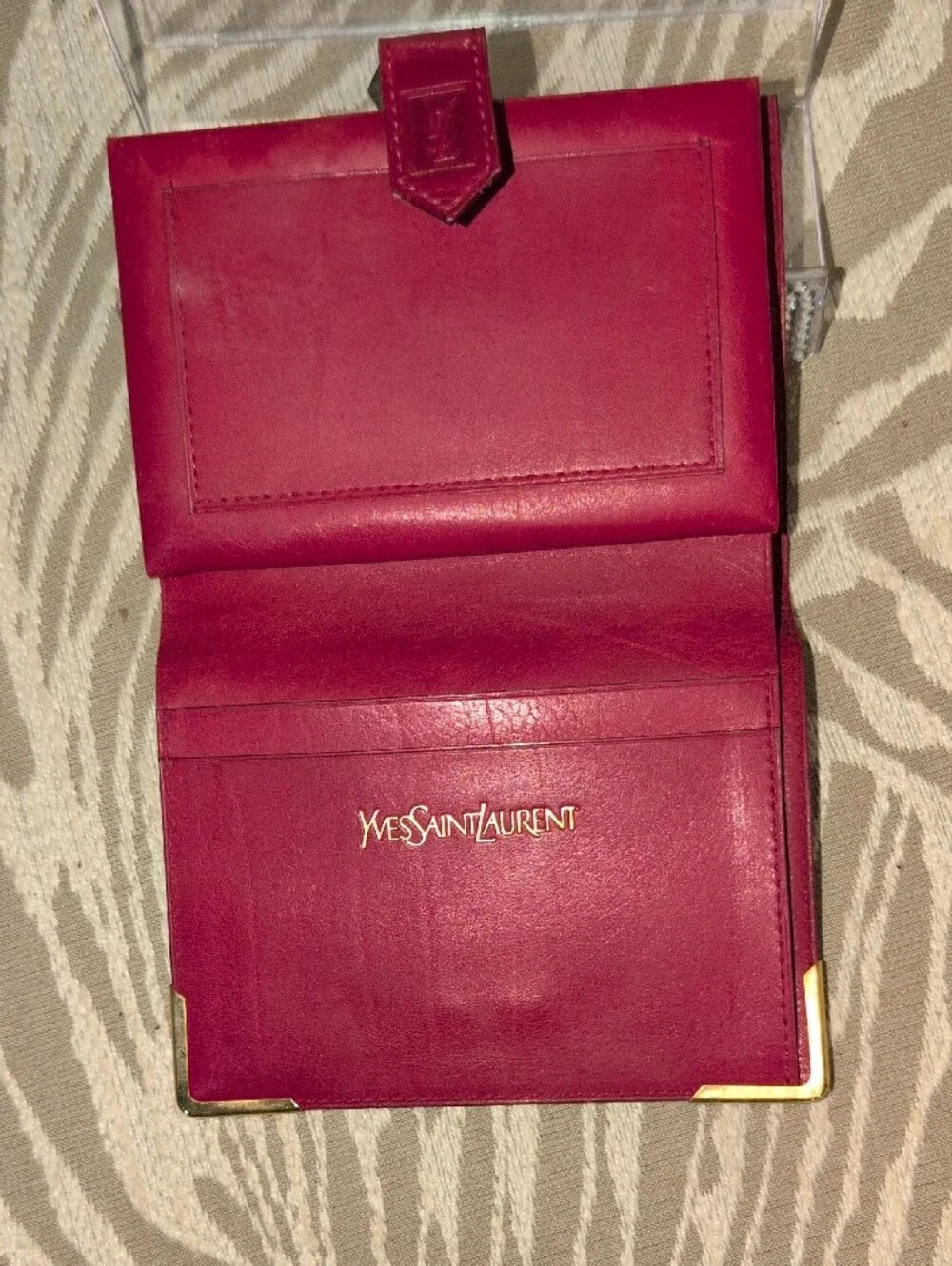 Vintage YSL Red Leather Wallet with Gold Corner Accents - Picture 3 of 12